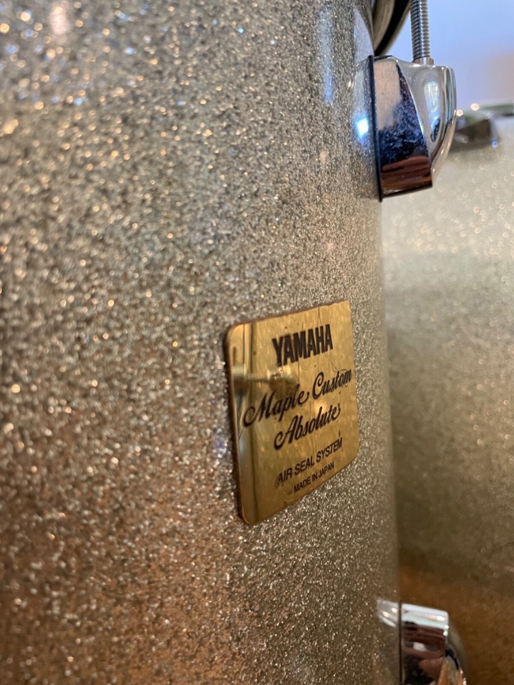 Yamaha Maple Custom Absolute Silver Sparkle Kit