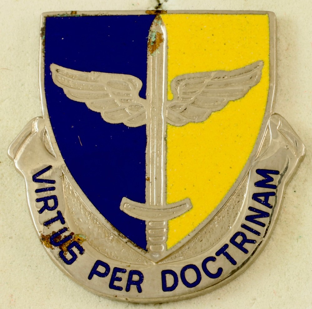 Embry Riddle Aeronautical University ROTC Crest DI/DUI CB E25 HM