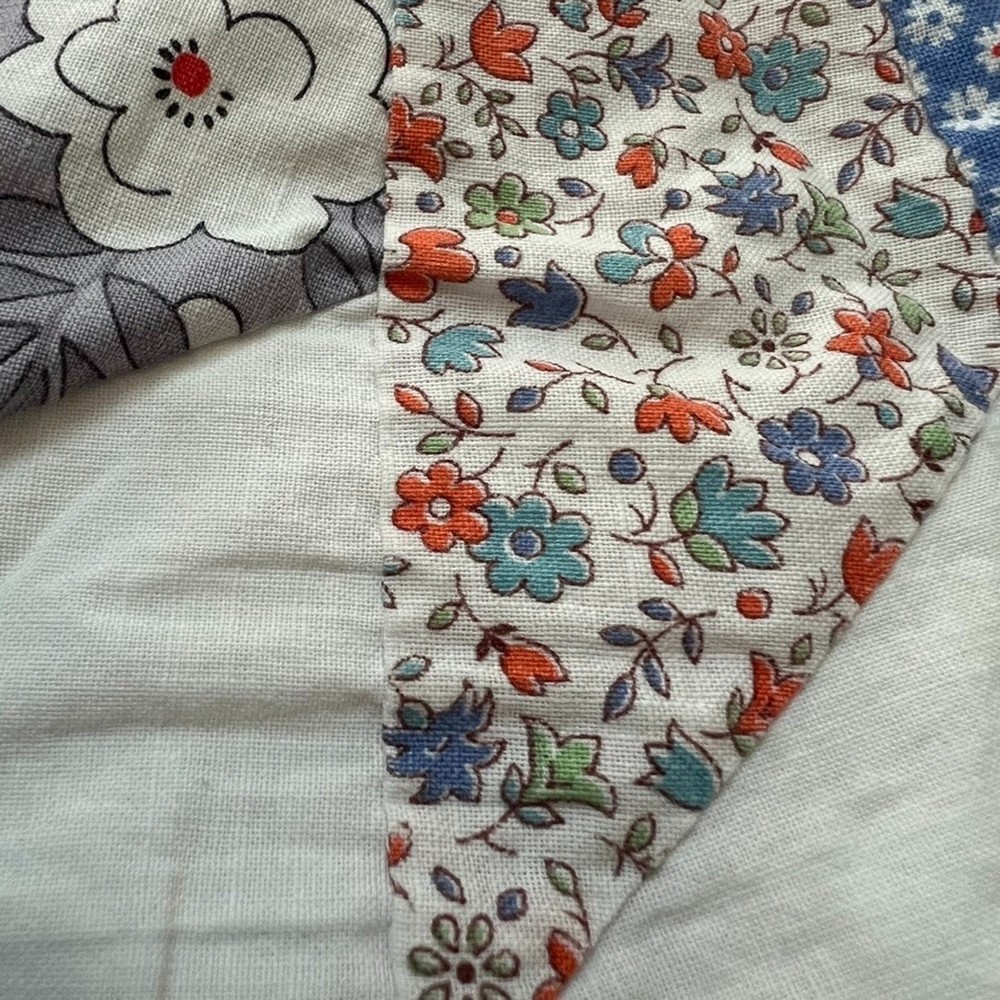 Handmade Fan Quilt Patchwork Floral Pattern Reversible 71.5"x 67"