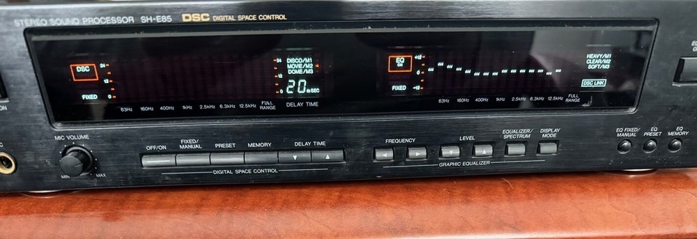 TECHNICS SH-E85 Vintage Stereo Graphic Digital Equalizer 1991 - Top Range!