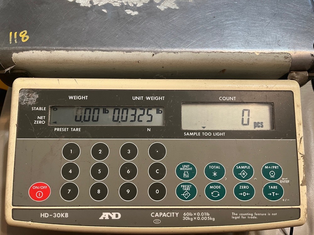 A&D HD-30KB High Capacity Counting Scale 60LB x 0.01LB