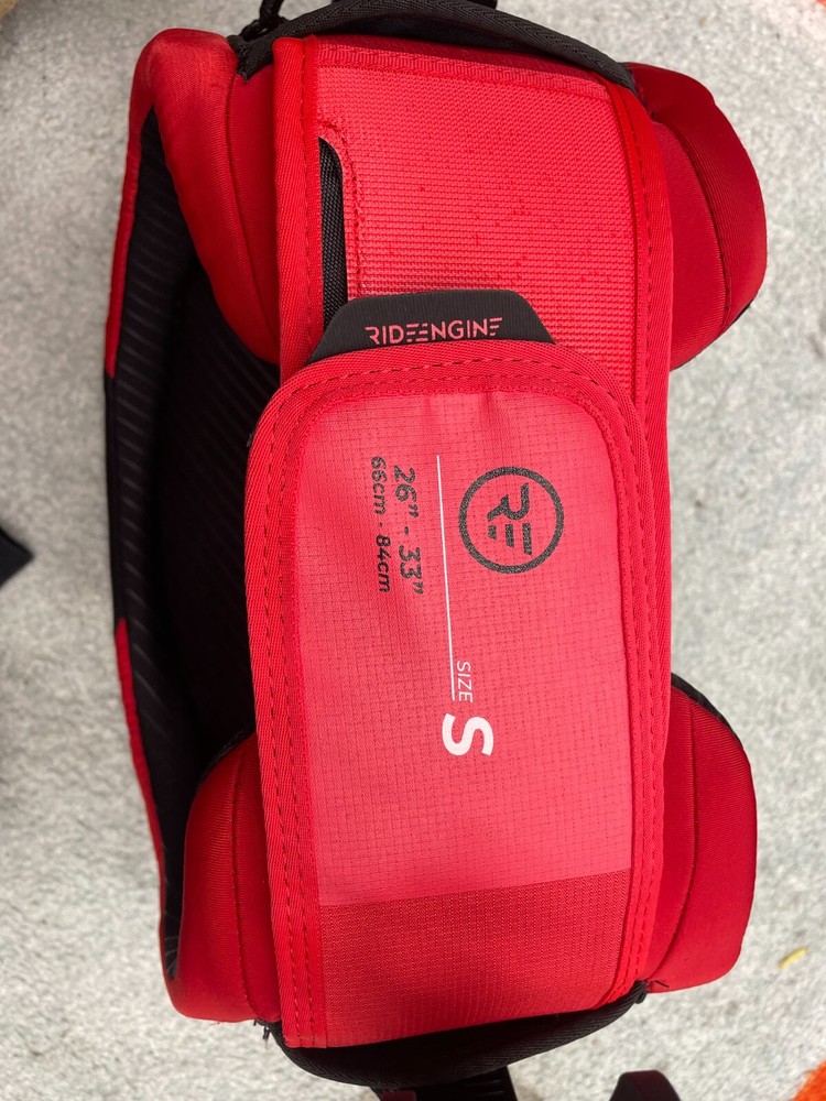 Ride Engine V8 Carbon Elite Harness