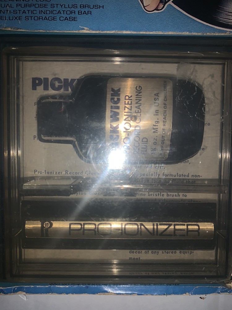 Pickwick Pro-Ionizer Record Cleaning System In Storage Case