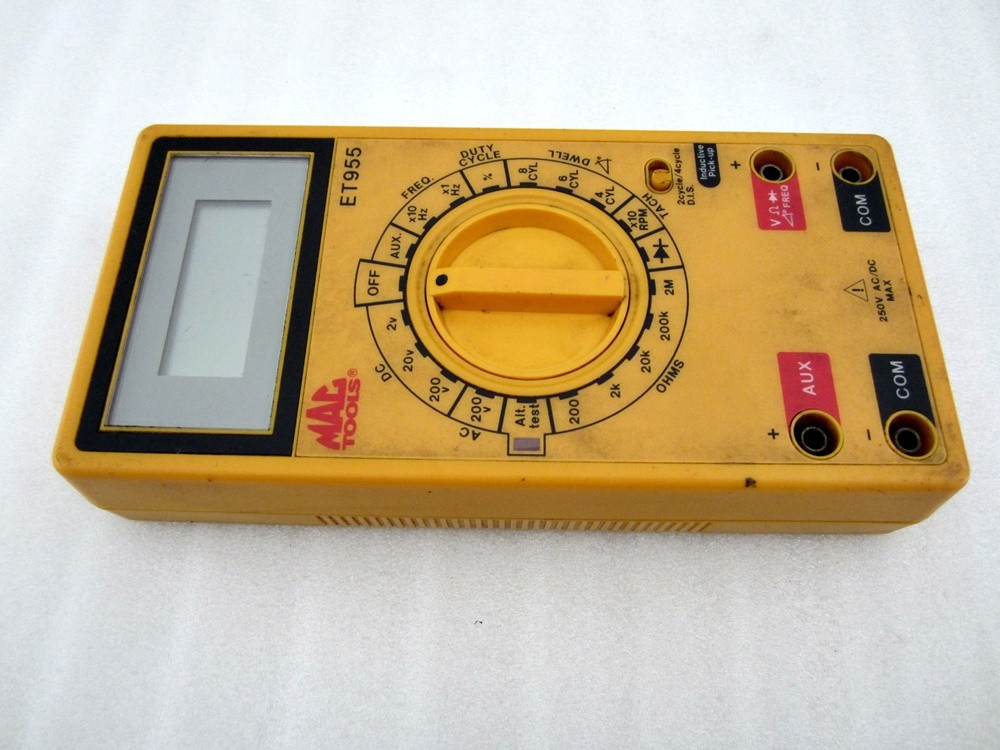 Vintage MAC Tools Digital Multi-Meter with Leads ET955