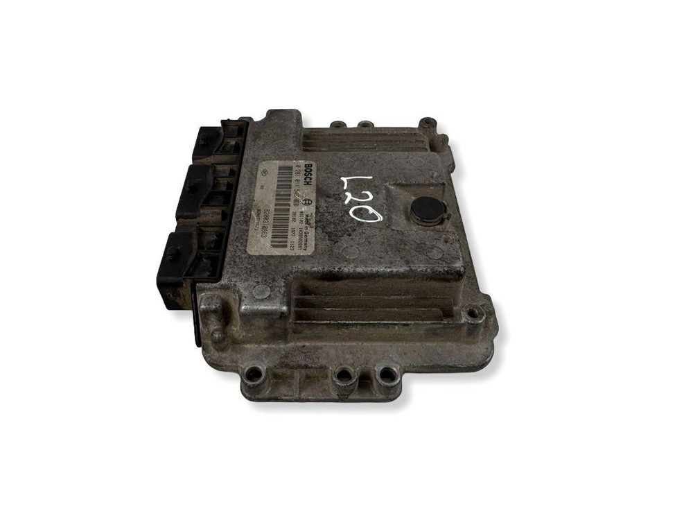 Renault Laguna II 2004 Engine Control Unit Module 0281011549 kW BVV855