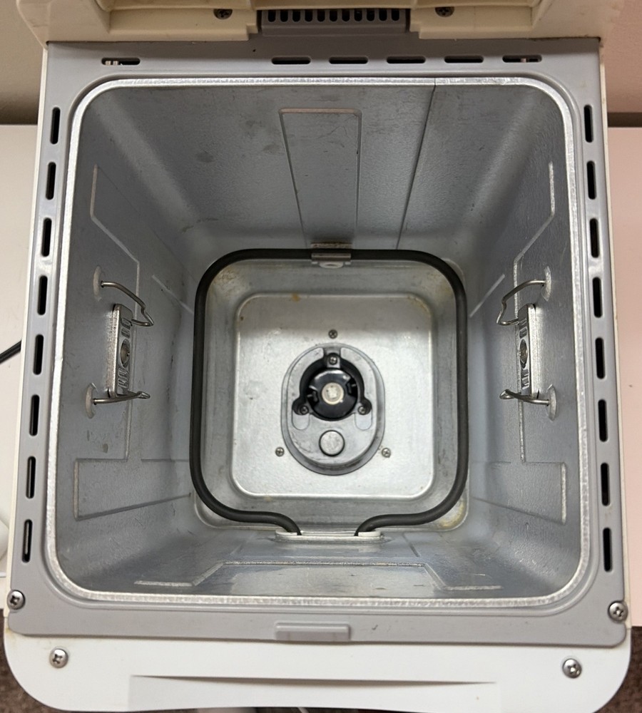 Zojirushi Automatic Bread Maker Machine BBCC-S15A