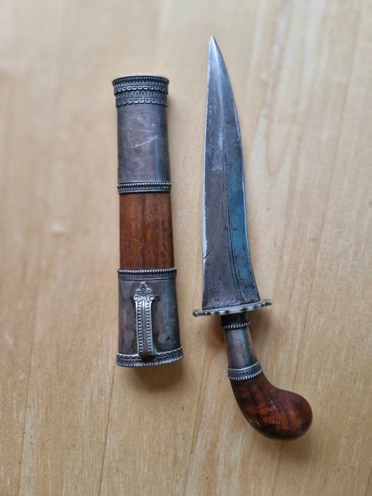 antique dagger knife