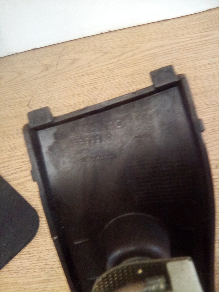 Volvo VNL 3980808 Switch Panel