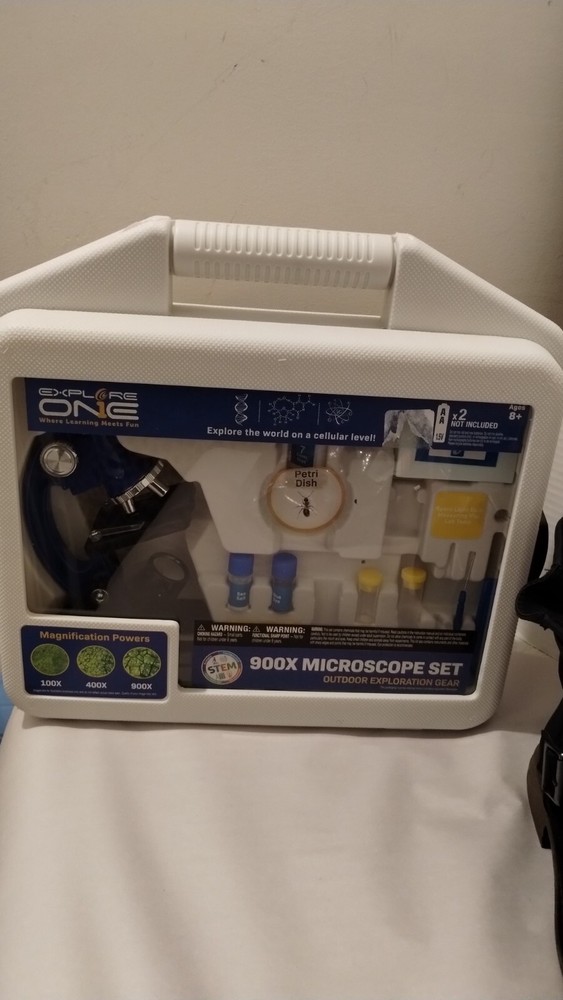 NWOT Explore One 900X Microscope Kit with Case, For Beginning Scientists,...