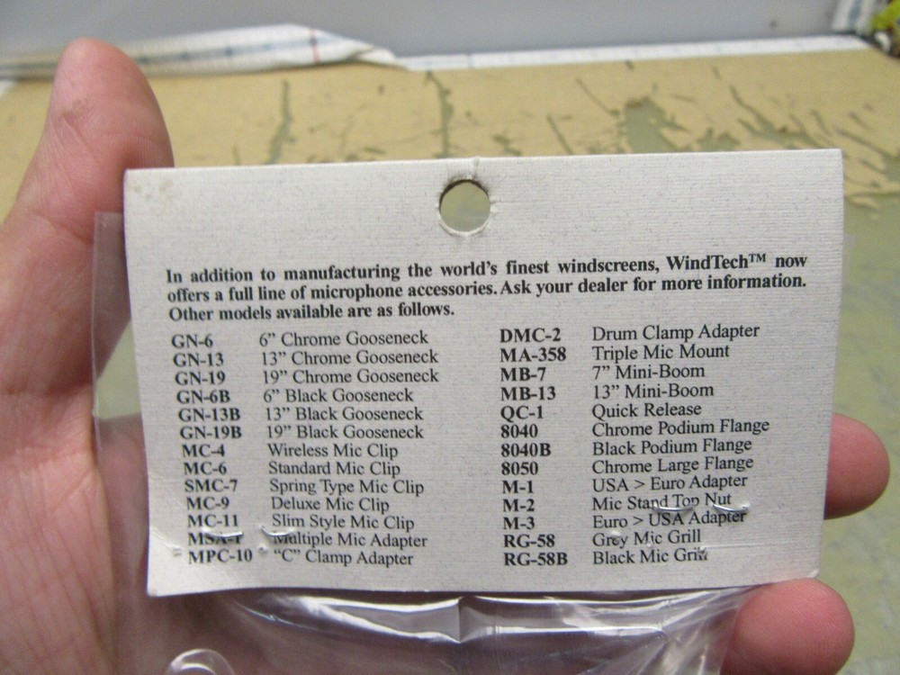 Windtech Microphone Adapter QC-1 Release 5/8" 27 Thread [3*N-25]