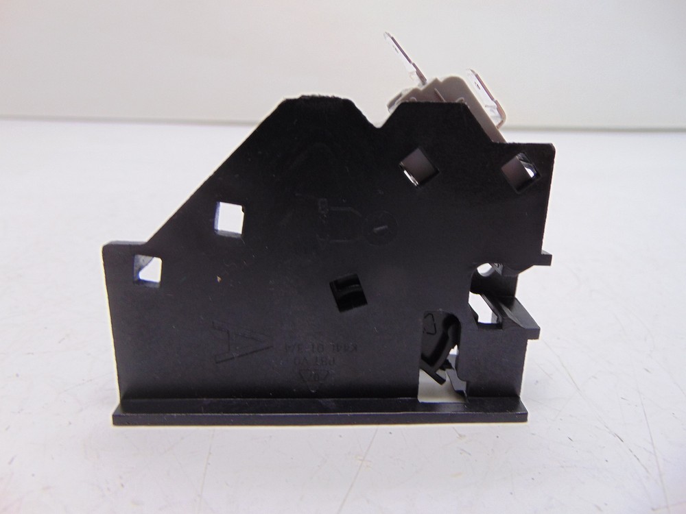 Frigidaire FMOS1846BSA Switch Bracket Upper