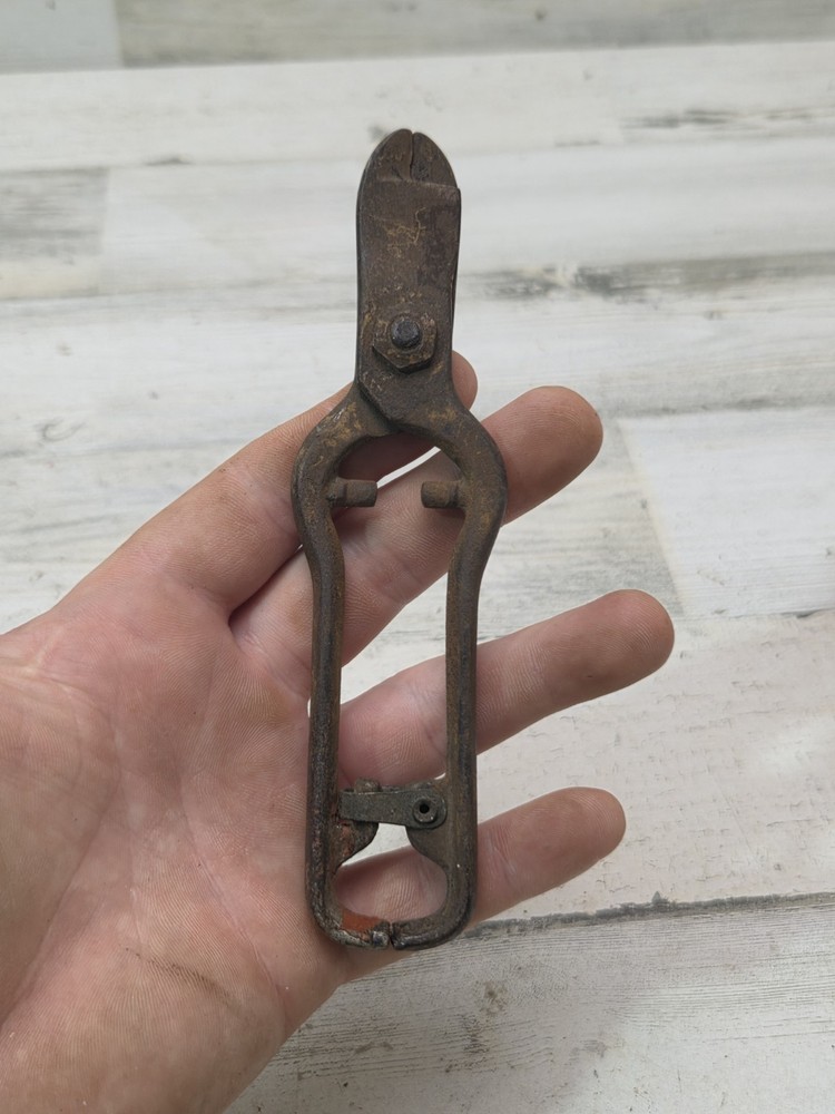 Vintage Vine Pruning Shears Snips 6" Antique