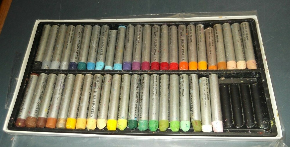 PRO ART JUMBO PASTELS 44 COUNT