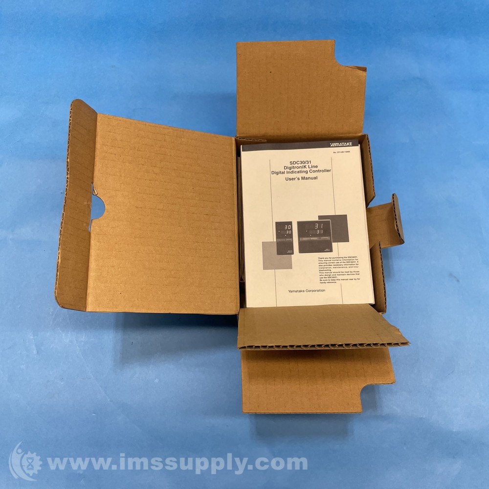 Yamatake SDC30 Temperature Controller FNOB