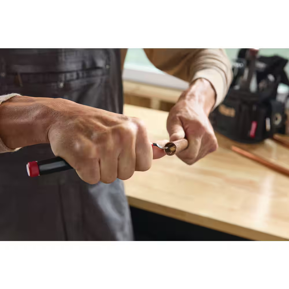 Swivel Blad Deburring Tool with Quick Release Cap and Blade Storage