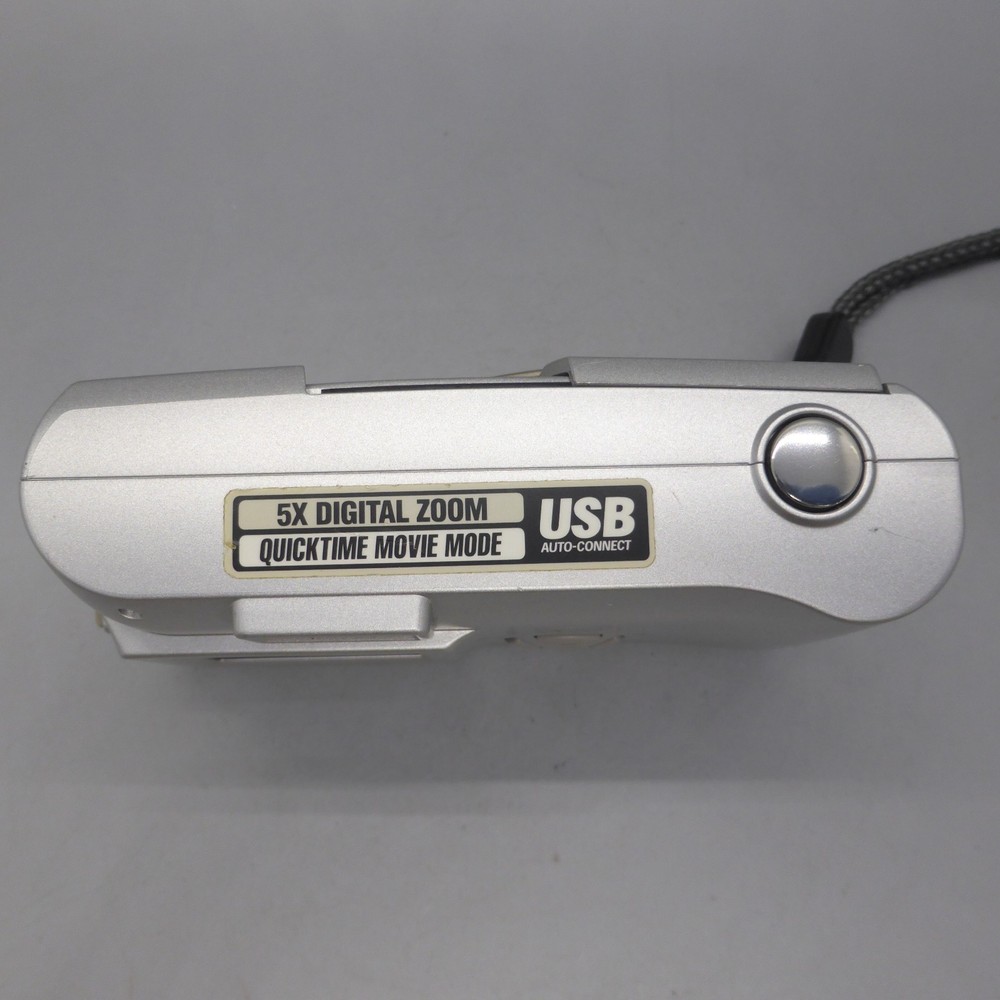 Olympus Digital Camera Camedia C-2 2.0MP Silver Tested