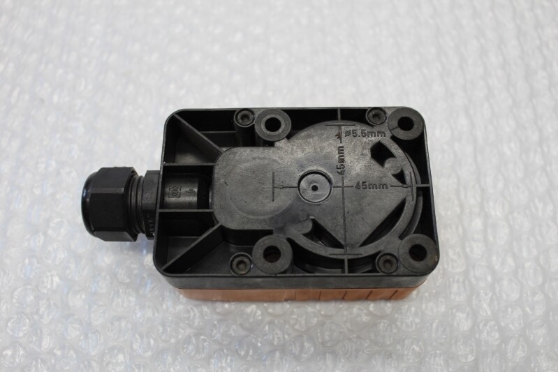 IFM ICE2040-FBOA/NPT/RT-IC0006 INDUCTIVE SENSOR UNMP