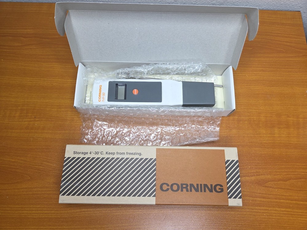 Corning TMP-50 Portable Temperature Sensor Handheld w/ Probe (NEW SEALED) 475843