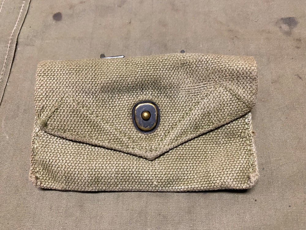 ORIGINAL WWII US ARMY INFANTRY M1942 FIRST AID CARLISLE BANDAGE CARRY BELT POUCH