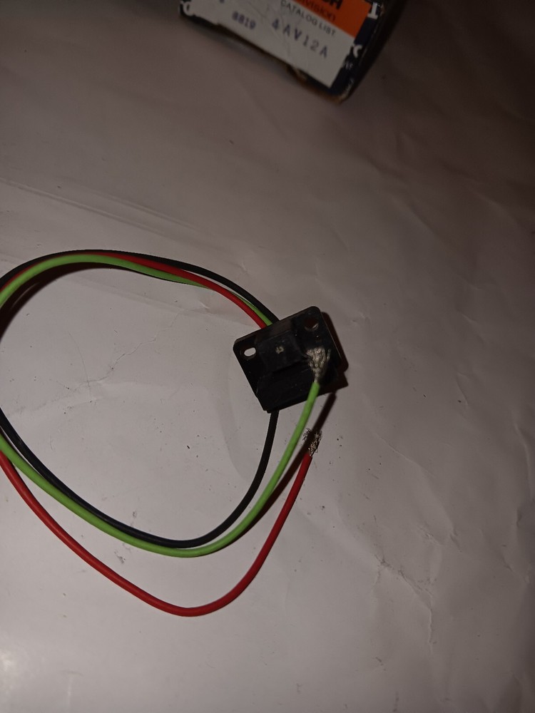 NEW GENUINE HONEYWELL MICRO SWITCH 4AV12A