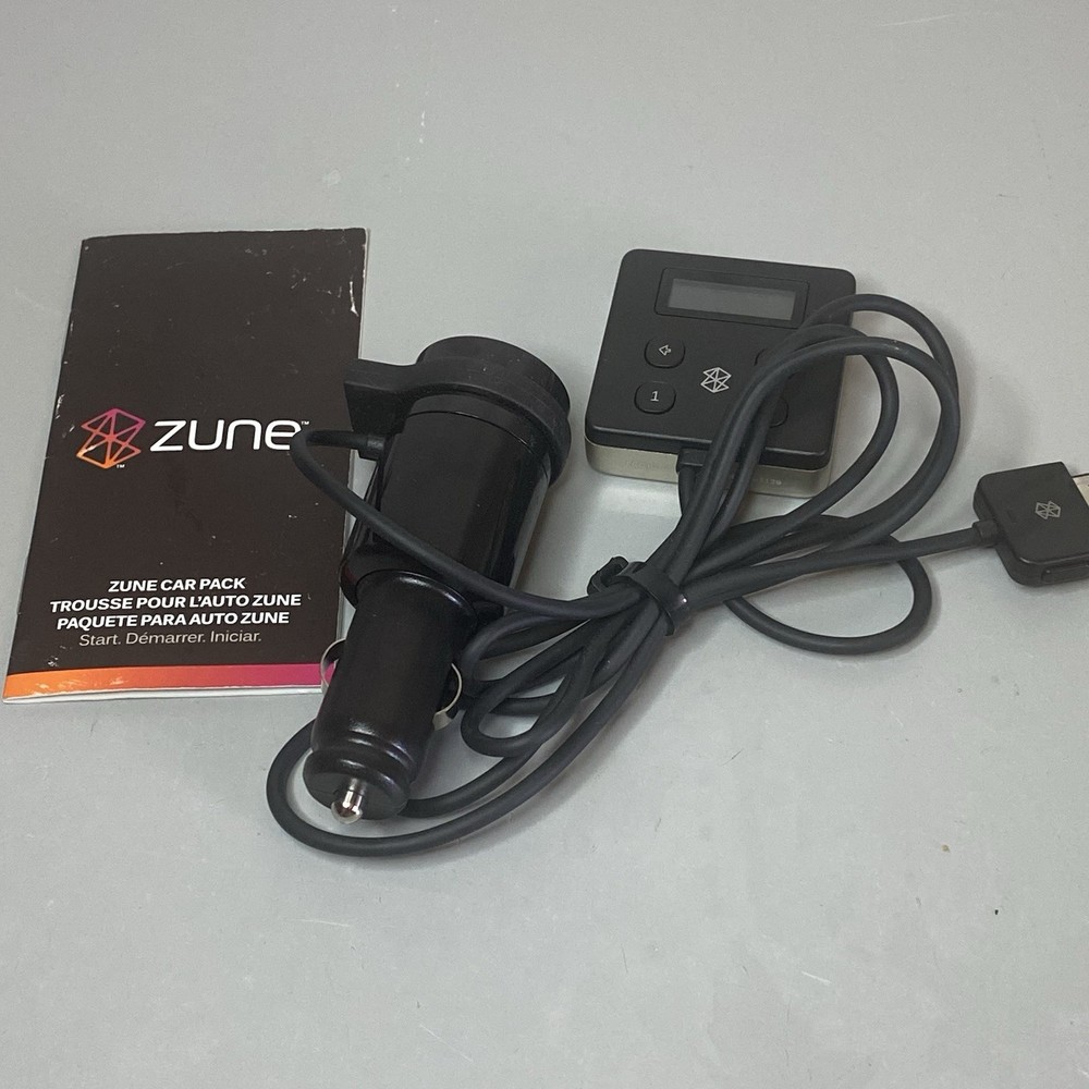 Microsoft Zune: Vintage Car Pack FM Radio Transmitter/Charger/Adapter w/ Manual