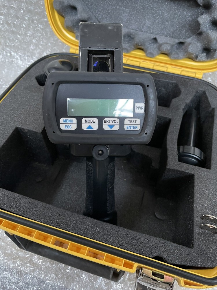 Contour XLRIc Laser including Trimble Case