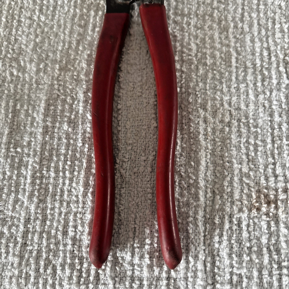 Klein Tools 63050 9-1/2" High Leverage Cable Cutters Pliers
