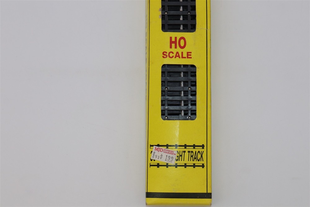 Model Train NO.21 - MODEL POWER (4) 9" TRACK SECTIONS - NIP -