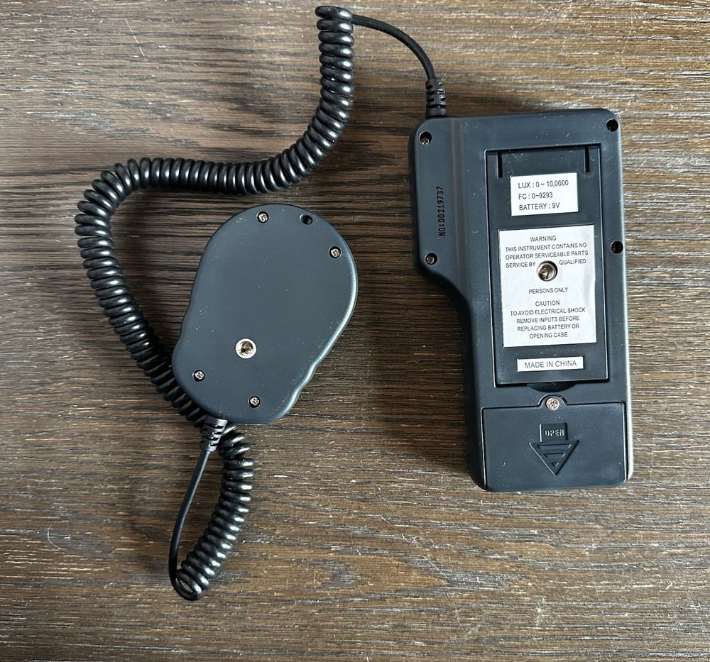 Intell Instruments Plus Digital Lux Meter - Smart Sensor RDI-AR823 Wide Range