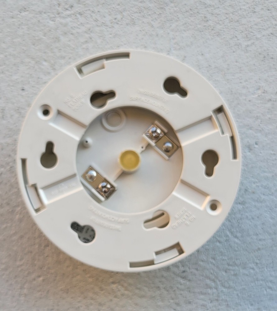 System Sensor Model No, 5601P Heat Detector, New Open Box