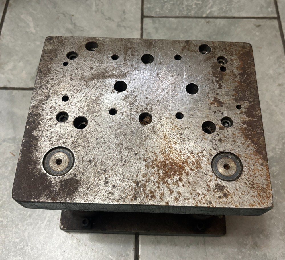 2-Post Die Set (10"×8" with 7-1/2" High Posts, Height: 9")