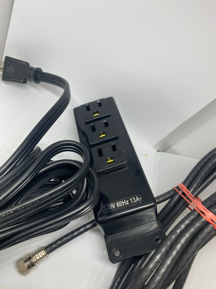 Specialty Lighting 3-Outlet Power Distribution Unit, ph4311