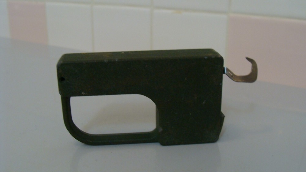 Langley Fisherman's Scale De-Liar Model 228
