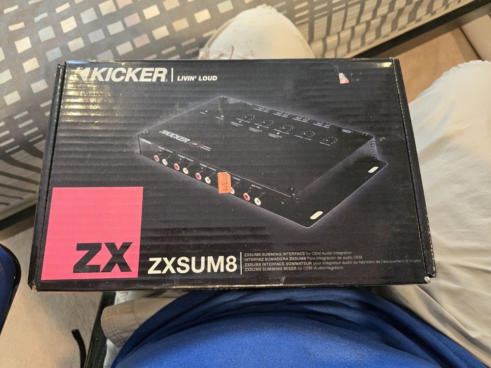 Kicker ZXSUM8