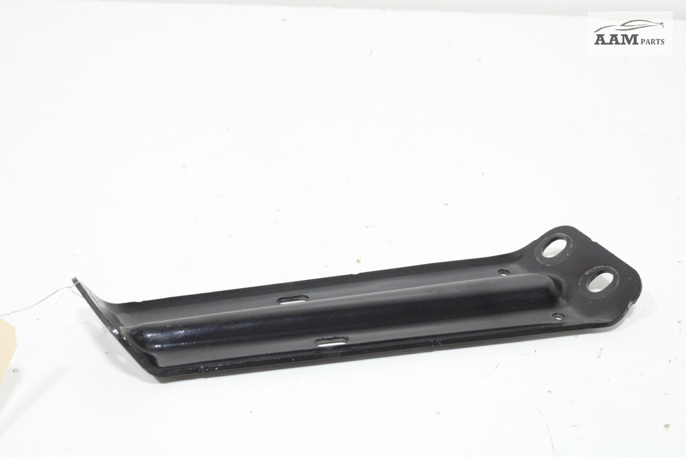 2018-2023 FREIGHTLINER CASCADIA FRONT RIGHT FRAME BRACE BRACKET OEM
