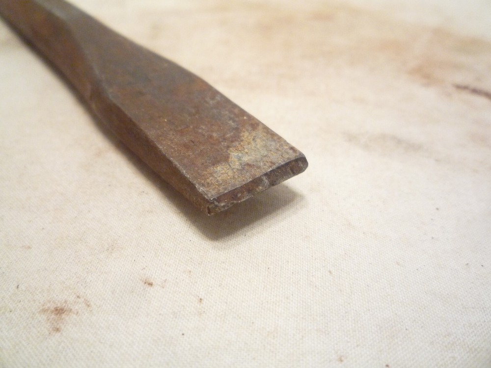 Vintage OLDFORGE #32 5/8" Cold Chisel, Hex shank, 5-3/4” Long