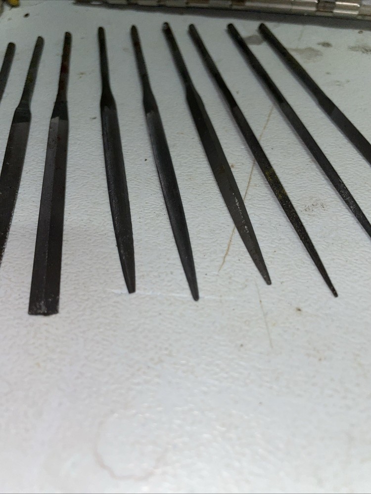 Heller Tool Co 12 Ohio Swiss Pattern Files With Case.