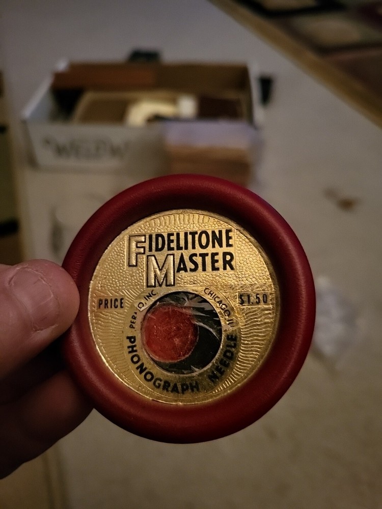 Vintage Fidelitone Master Phonograph Needle Round Case - No Needle Present
