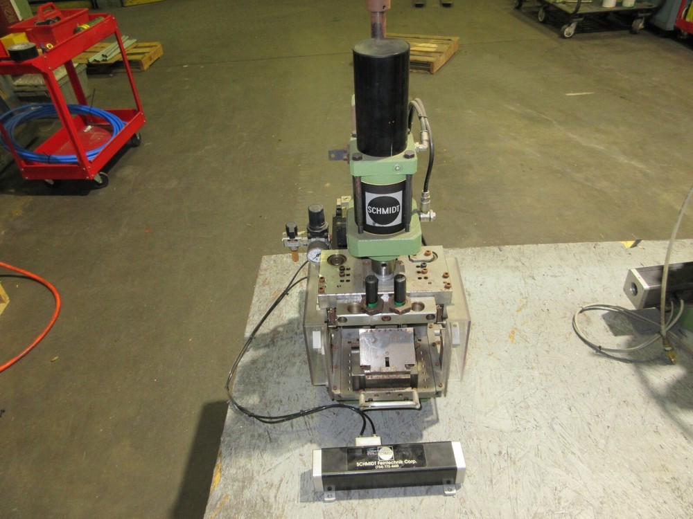 SCHMIDT PNEUMATIC PRESS 2" STROKE TYPE 22 / 22-005 650LB CAPACITY #A
