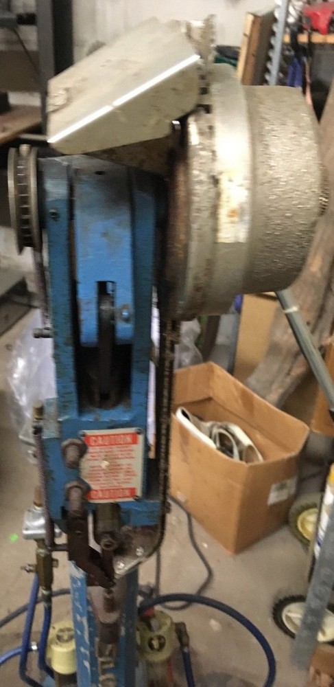 Stimpson Auto Feed Riveting "C-E" Eyeleting Type C1 Machine Pneumatic Electric