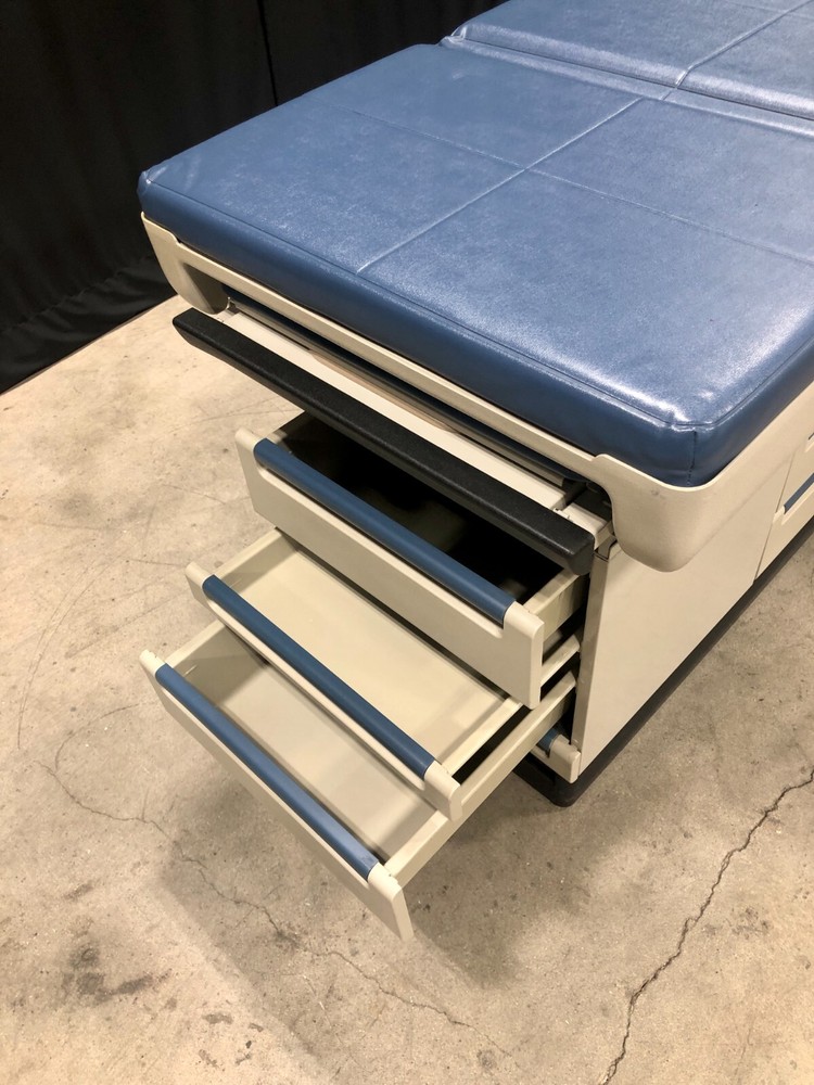 Midmark 404 Barrier Free Exam Table with step up platform