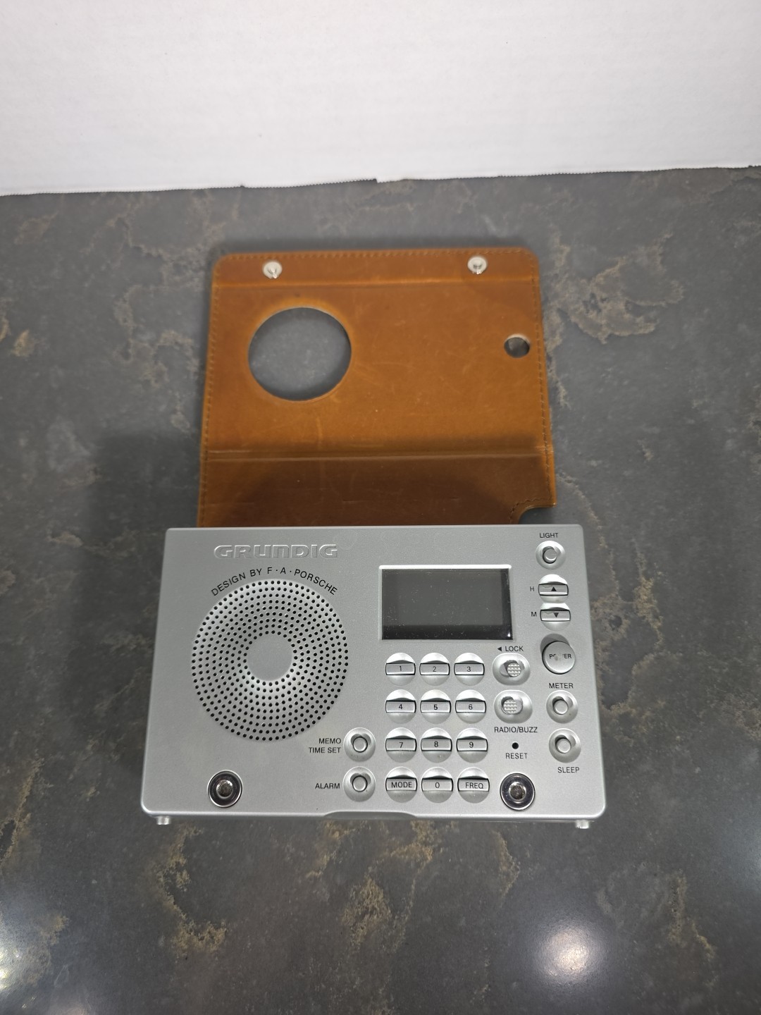 Grundig G-2000A World Band Radio with Leather Case By F.A. PORSCHE Tested