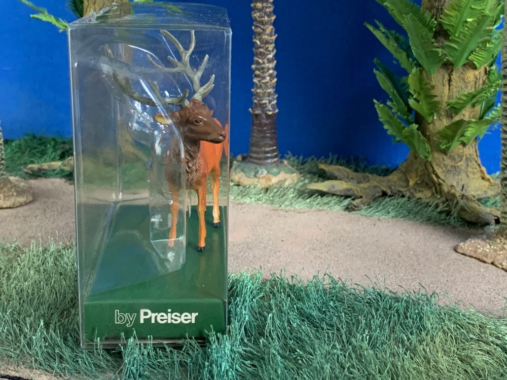 Elastolin by Preiser #47700 Vintage Germany Handpainted Deer (1:25 Scale)