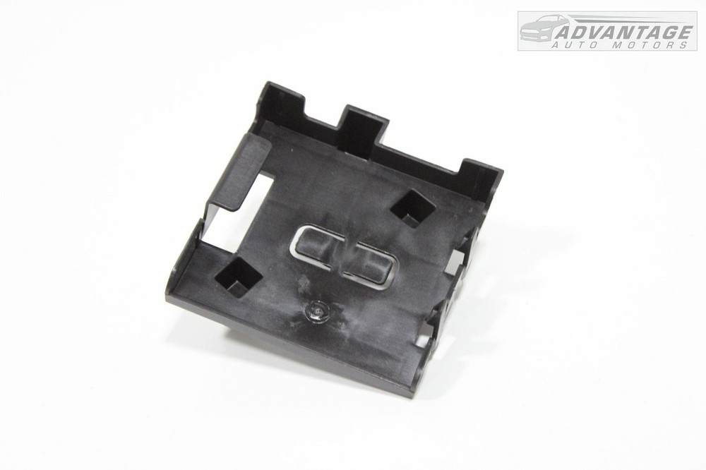 2019-2023 CADILLAC XT4 KEYLESS ENTRY LOCKING CONTROL MODULE BRACKET SUPPORT OEM