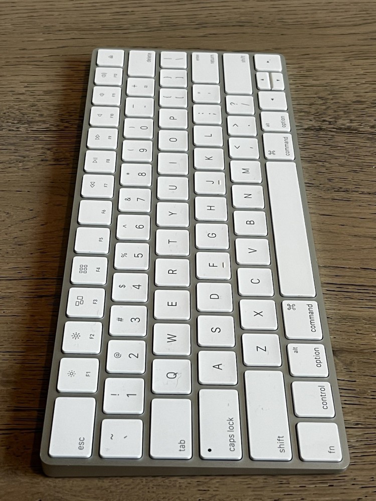 Apple A1644/A1657 Magic Keyboard 2 & Magic Mouse 2 Wireless Bluetooth Mac Combo