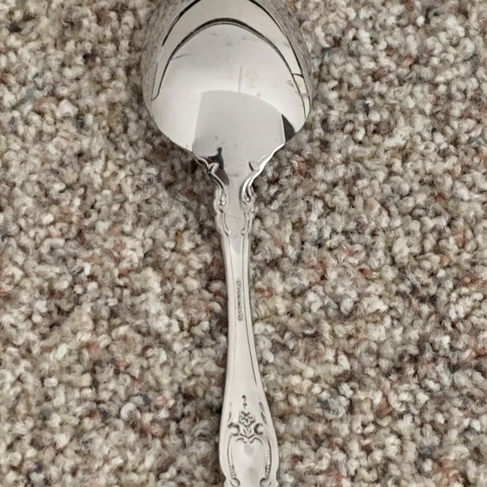 Oneida FREDERICK II 8.5 Serving Spoon Stainless Heirloom Cube Glossy Silverware