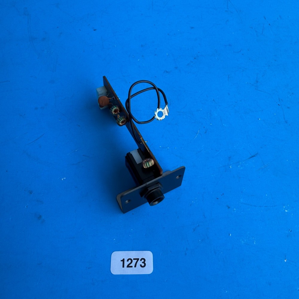 YAMAHA DSR-1000 Keyboard Used Replacement Part: Headphone Input Jack Socket