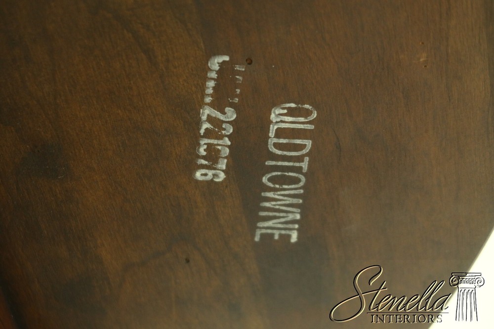 LF53946EC: STATTON Old Towne Cherry Oval Dining Room Table