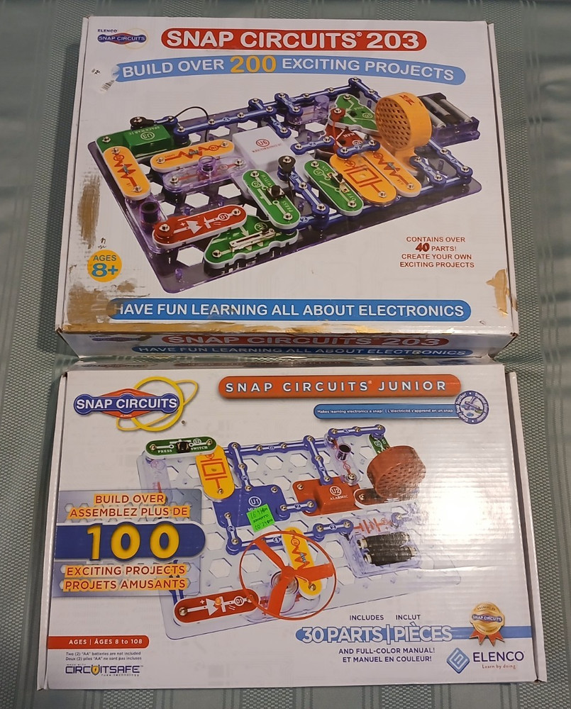 Lot 2 ELENCO Snap Circuits 203 + Snap Circuits Junior