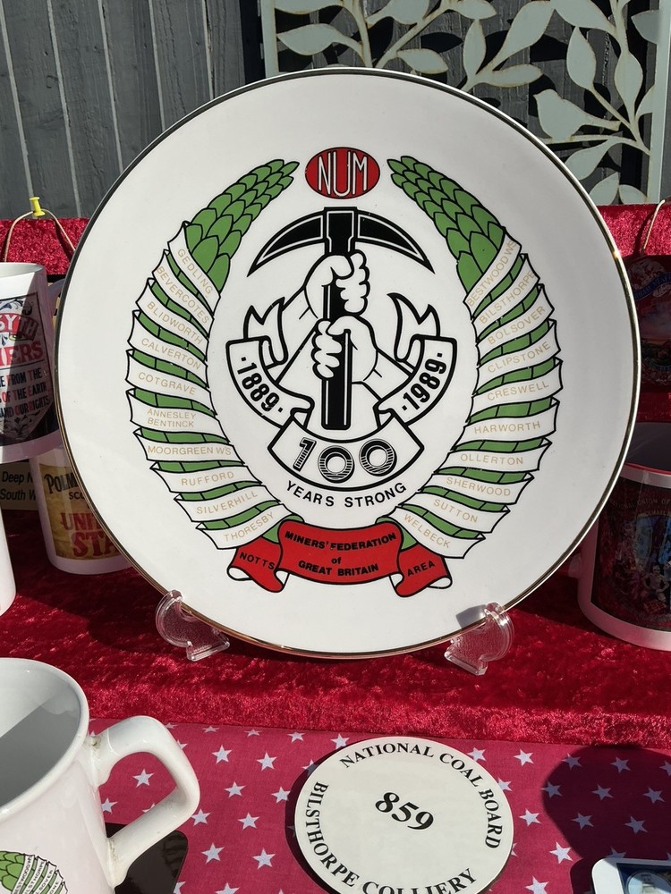 Notts NUM Colliery Plate & mug